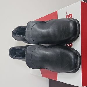 Great pair of Winter Boots! Very Warm!